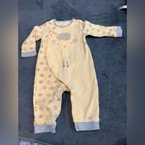 Organic Mom- Yellow Cloud & Sheep One-Piece Pajamas- size 80 (6-9 months)